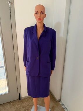 Vintage Kasper ASL Purple Skirt Suit Set Gold Buttons Size 8
